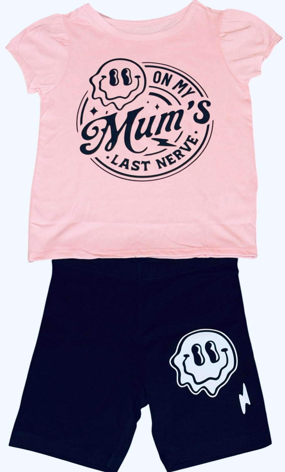 Pink -on mums last nerve outfit )